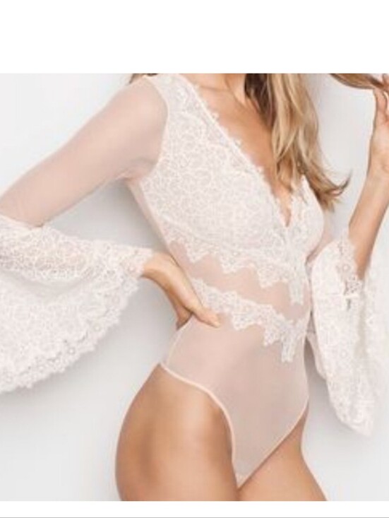 Victoria's Secret Other - Victoria's Secret Romantic Boho Lace Sheer Bodysuit Bell Sleeves Size XS